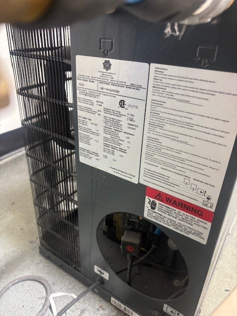 2019 Compressed Air Systems 7.5HP Vertical Compressor