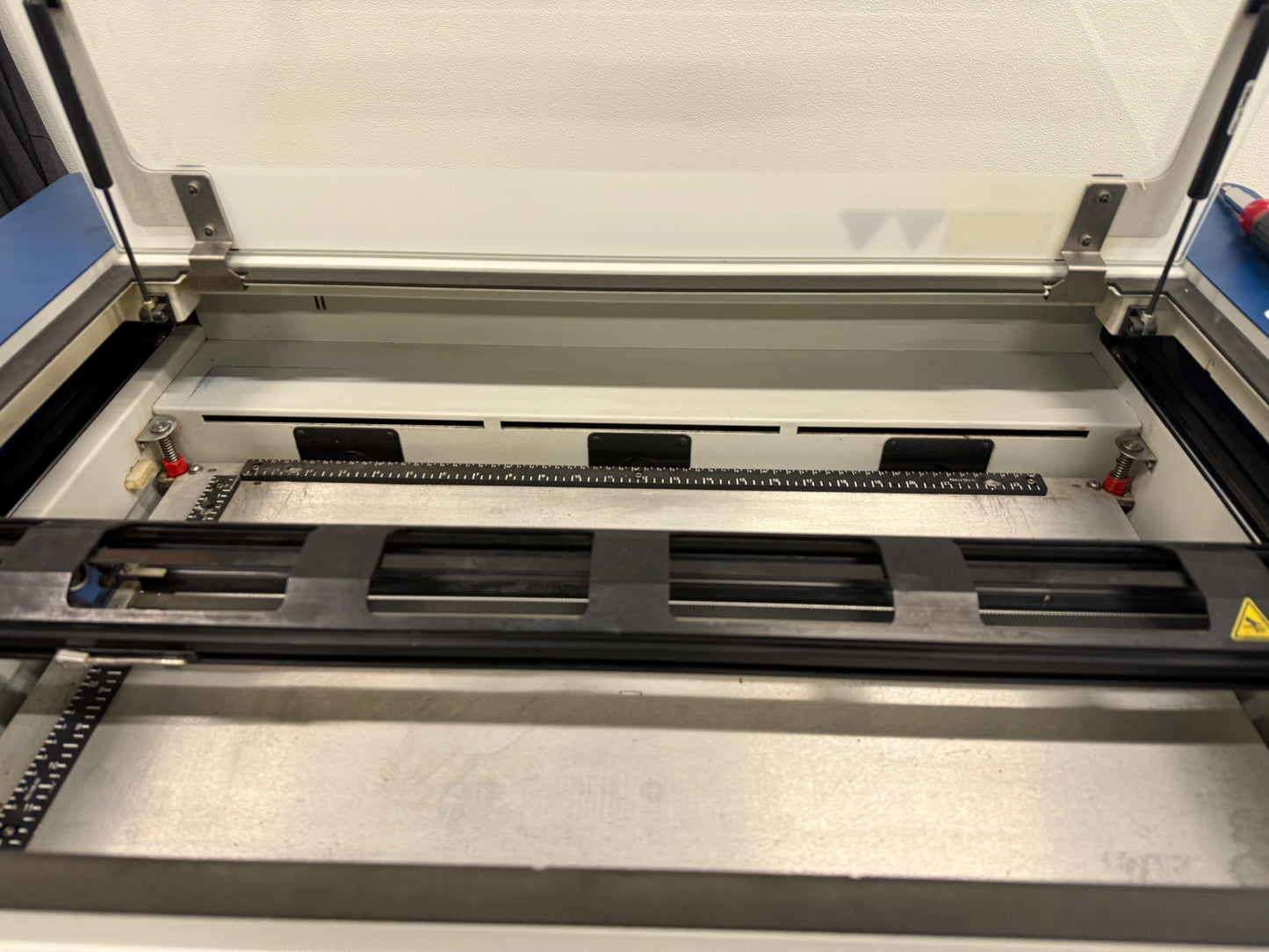 2021 Epilog Zing24 60 Watt Laser